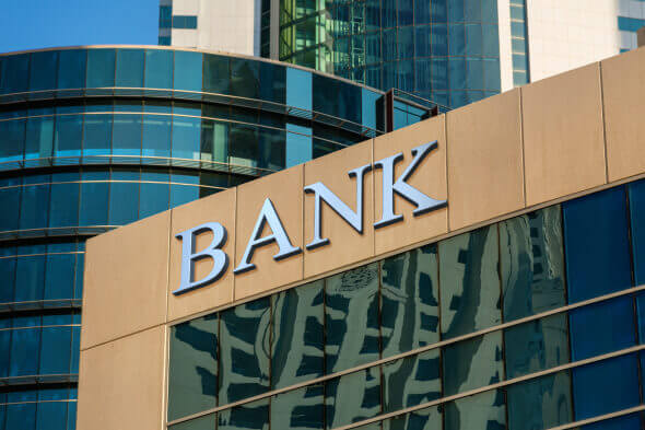 Middle Eastern Bank: Enhanced Customer Support Service